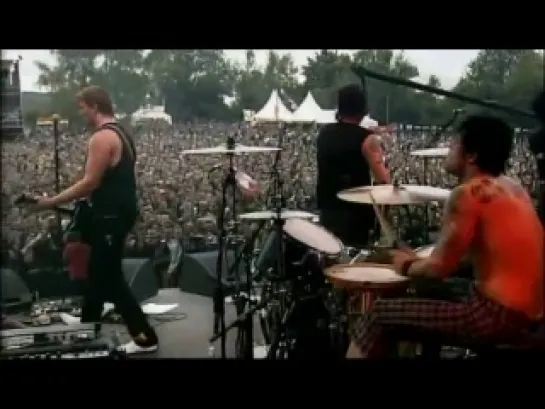 (11) Queens of the Stone Age – A Song for the Dead (Live @ Eurockéennes 2005)