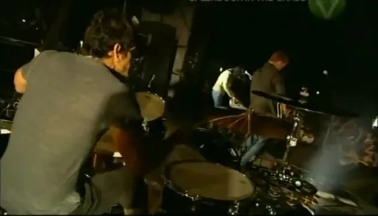 (03) Queens of the Stone Age – In My Head (Live @ Australia 2005)