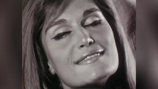 Dalida ♫ Tu n’as pas mérité ♪ 11/09/1965 (Suisse - Carrefour (TSR)