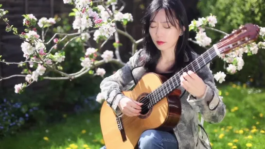 Xuefei Yang - Yesterday - Lennon  McCartney (arr. Takemitsu)