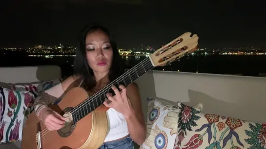 Thu Le - Romance De Amor (tremolo)  Classical Guitarist