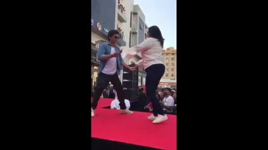 Check out @iamsrk dancing away with one luck fan in Dubai SRKinDubai