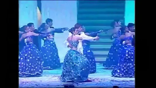 SRK ~ IIFA Awards (Сингапур, 2004)