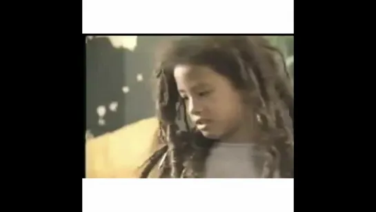 SOOO.. I JUST REALIZED THAT PAUL IS IN THE VIDEO OF ONE LOVE BY BOB MARLEY!!!!!