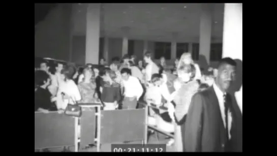 LA Airport arrival NBC raw footage (1966.08.24)