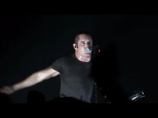 Nine Inch Nails — Terrible Lie (Live)