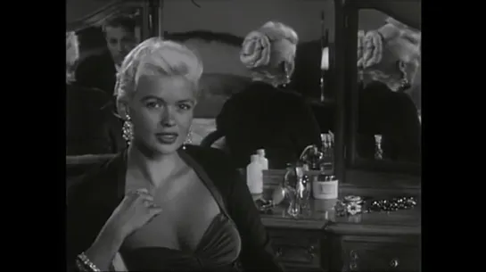 Jayne Mansfield - Interview (1957)