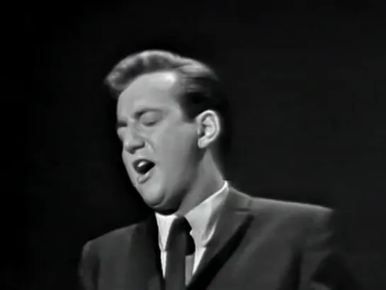 Bobby Darin "You're Nobody Till Somebody Loves You" on The Ed Sullivan Show (1962)