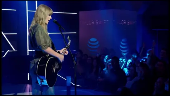 Taylor Swift Chicago AT&T event