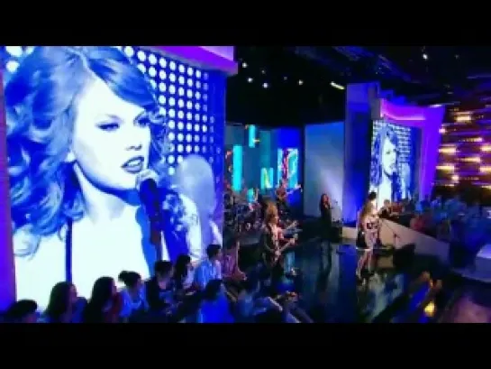 Taylor Swift - Mine [HD] at le Grand Journal Canal