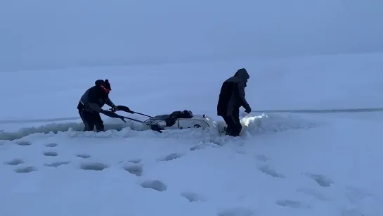 0128 Мне кажется, или ваша мотособака объелась снега?