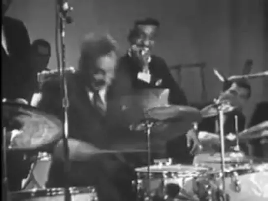 Gene Krupa and Buddy Rich drum battle