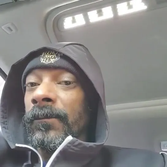 snoop dog frozen