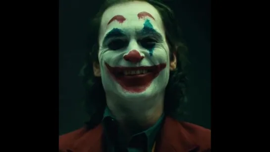 Хоакин Феникс в роли Джокера из фильма - Джокер /Joker, 2019