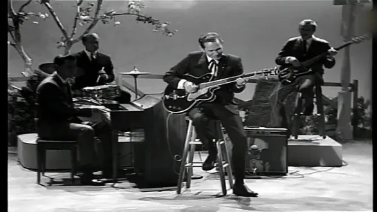 Chet Atkins - Yakety Axe