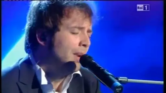 Sanremo 2011 - Finale - Raphael Gualazzi - Follia d'amore