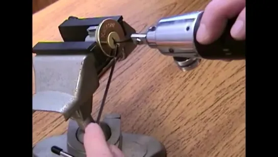 Opening Locks With HPC Electric Pick Gun