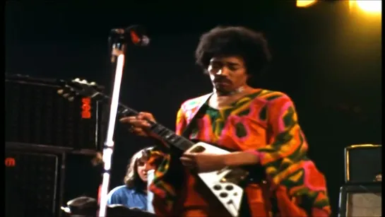 Jimi Hendrix – Red House (Live at Isle of Wight Festival, East Afton Farm in England on 31 August 1970)