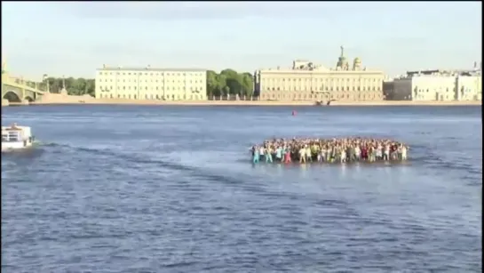 Питер.Флэшмоб.Алые паруса,танцы на воде