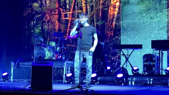 A-ha - Crying in the rain (live in Amsterdam 8.11.2019)