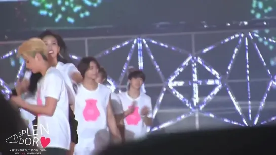 [FANCAM]150321 ending @ SMTOWN in TAIWAN