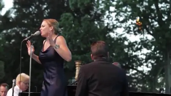 Pink Martini (with singer Storm Large) - Amado Mio