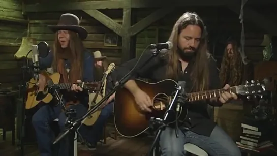 Blackberry Smoke - One Horse Town (Official Acoustic Video)