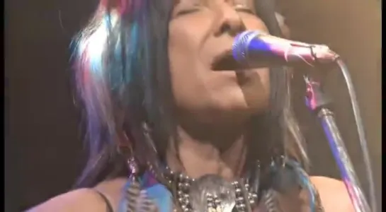 Buffy Sainte-Marie live performance of Starwalker