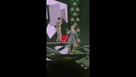 [FANCAM] 171124 EXO Boomerang @ EXO PLANET #4 - The ElyXiOn