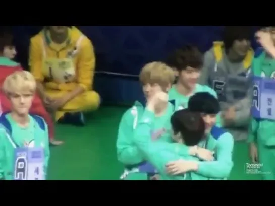 EXO-K EXO-M Bromance @ MBC Idol Competition 2013