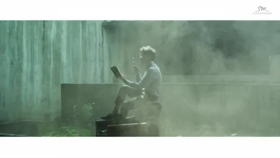 LOVE ME RIGHT MV unreleased clip  BAEKHYUN & LAY Ver.