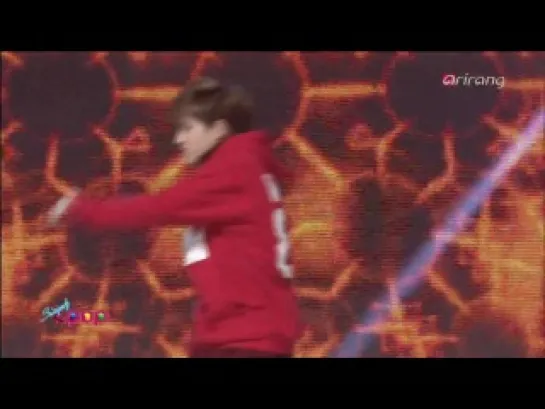 [VIDEO] 130611 EXO- WOLF+ Introduction + Ending Next Stage  @ Simply  K-Pop