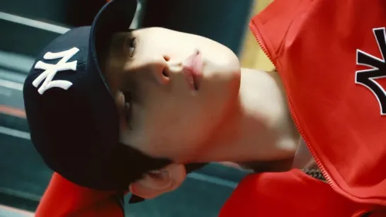 [COMMERCIAL] EXO x MLB 2018 F⁄W - #BAEKHYUN