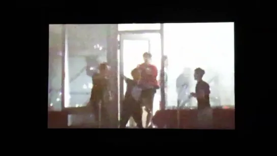 [FANCAM] 160618 CHEN BAEKHYUN CHANYEOL SEHUN jamming to I.O.I's "Pick Me" [cr: dear_mychen]