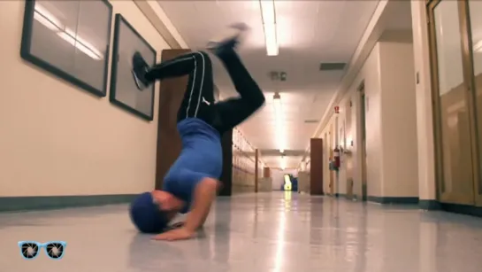 Unbelievable 10 year old Breakdancer   Master Mace