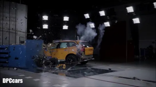 2018 Volvo XC60 Crash Testing