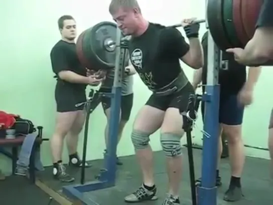 Squat 430 kg (100 w.c.) Konstantin Pozdeev