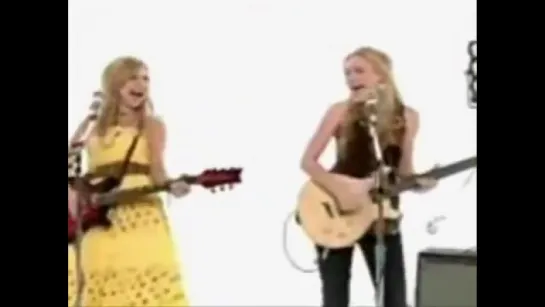 Aly & AJ - Walking on sunshine