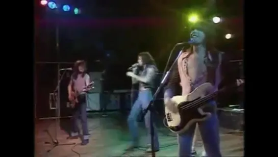 AC/DC - Problem child (Live, 1977)