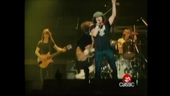 AC/DC- Put the finger on you (Live in Landover, MD)