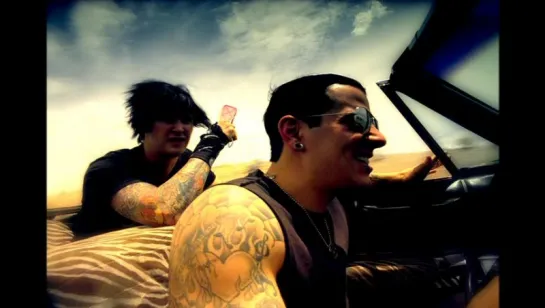 Avenged Sevenfold - Bat country