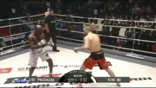 Кинг Мо vs.  Иржи Прохаска.Финал ГП.Rizin FF 2. 31 декабря 2015.