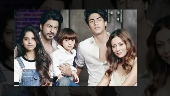 Shahrukh Khan Family - With Parents, Wife, Children and Sister - Bollywood Gallery