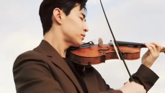 Henry Lau 'Elvis Presley - Can't Help Falling In Love' Violin Cover