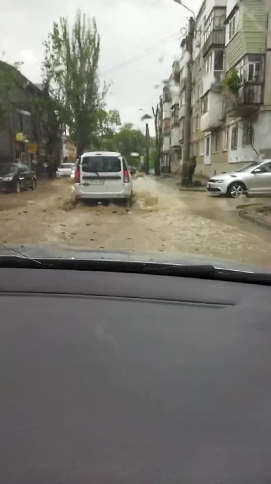 в керчи как всегда под моргом потоп