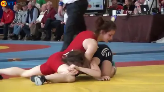 Athletic Women Wrestlers - YouTube