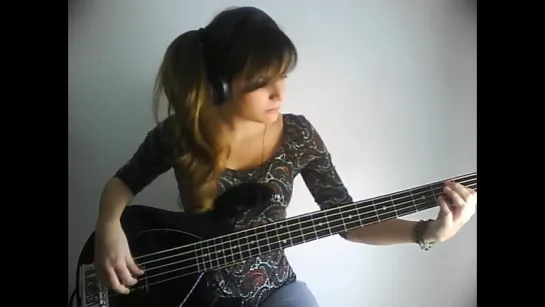 Marta Altesa  - Bass Player (HD720p)