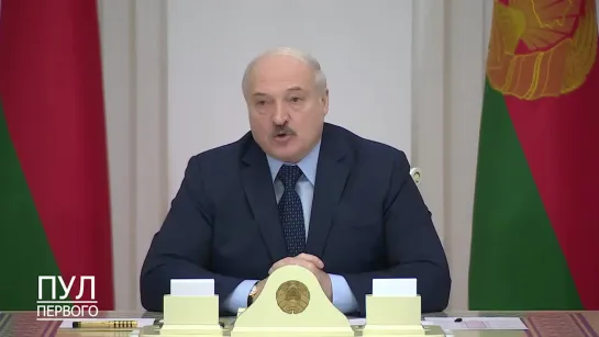 Лукашенко  о Навальном, Путине и российских протестах.