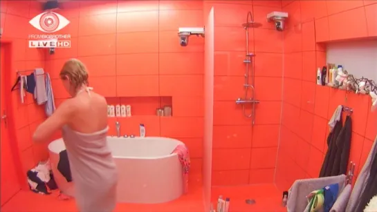 Anja Schüte Promi Nude - BB GER Bath-Changing 20.-22.08. (2015)