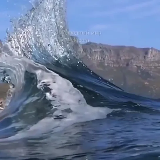 Танцующие волны. Красивое видео 💙